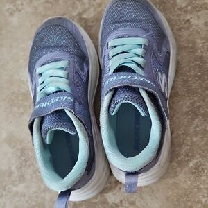 Girl Sketchers shoes